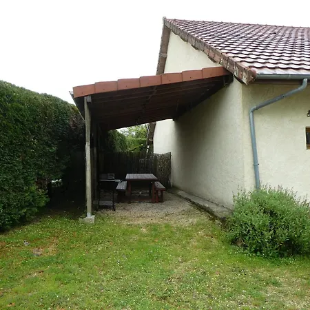 度假居 Charmante Maison A Sarrazac Avec Piscine Privee Cressensac-Sarrazac